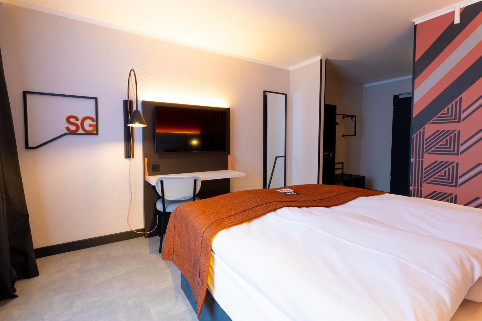 Holiday Inn - The Niu, Blade Solingen By Ihg Exteriör bild