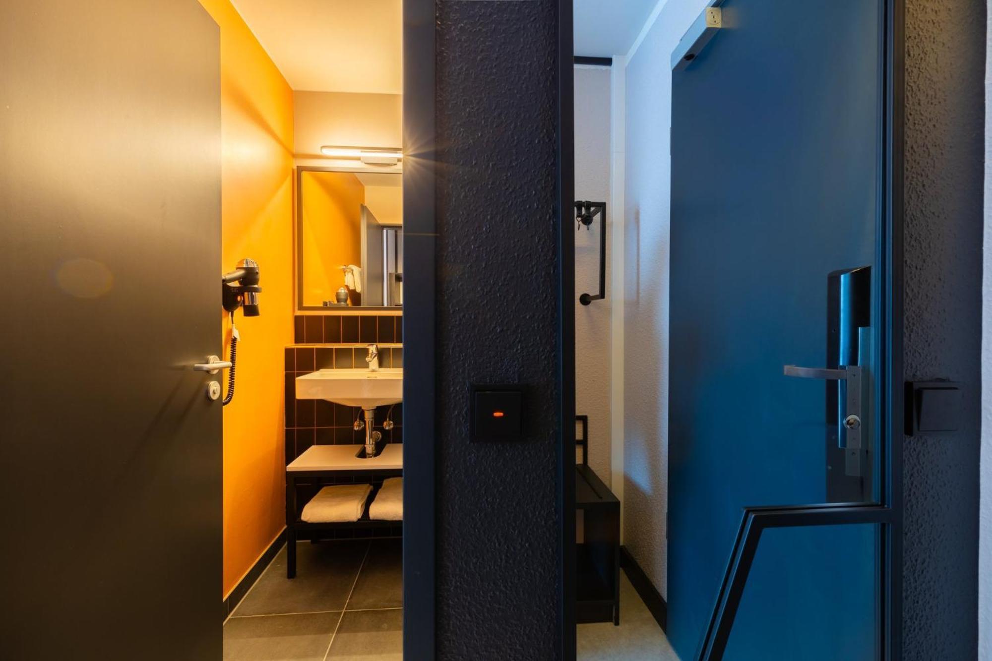 Holiday Inn - The Niu, Blade Solingen By Ihg Exteriör bild